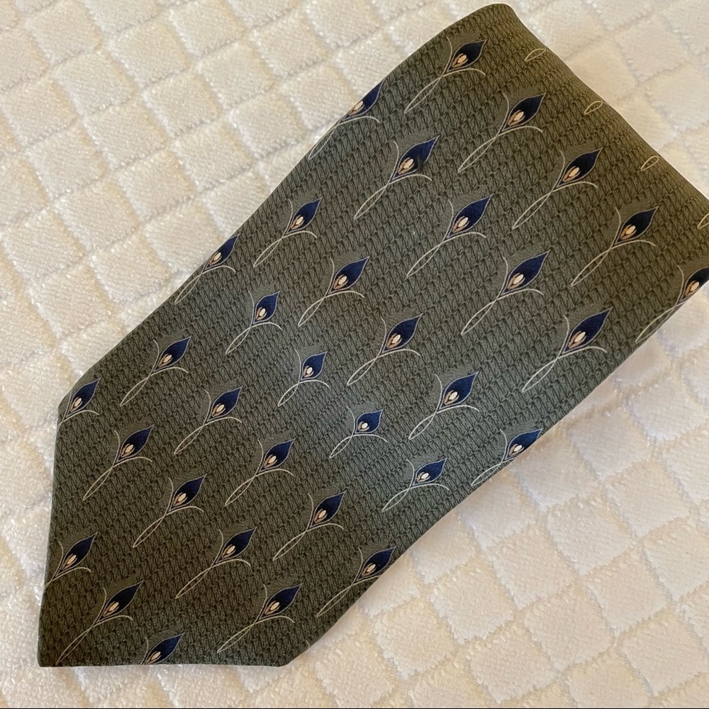 Bill Blass Black Label Silk Tie
